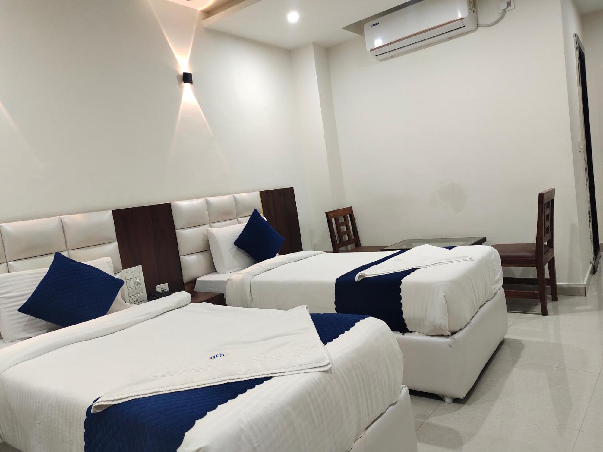 Hotel Skyland Варангал Екстериор снимка