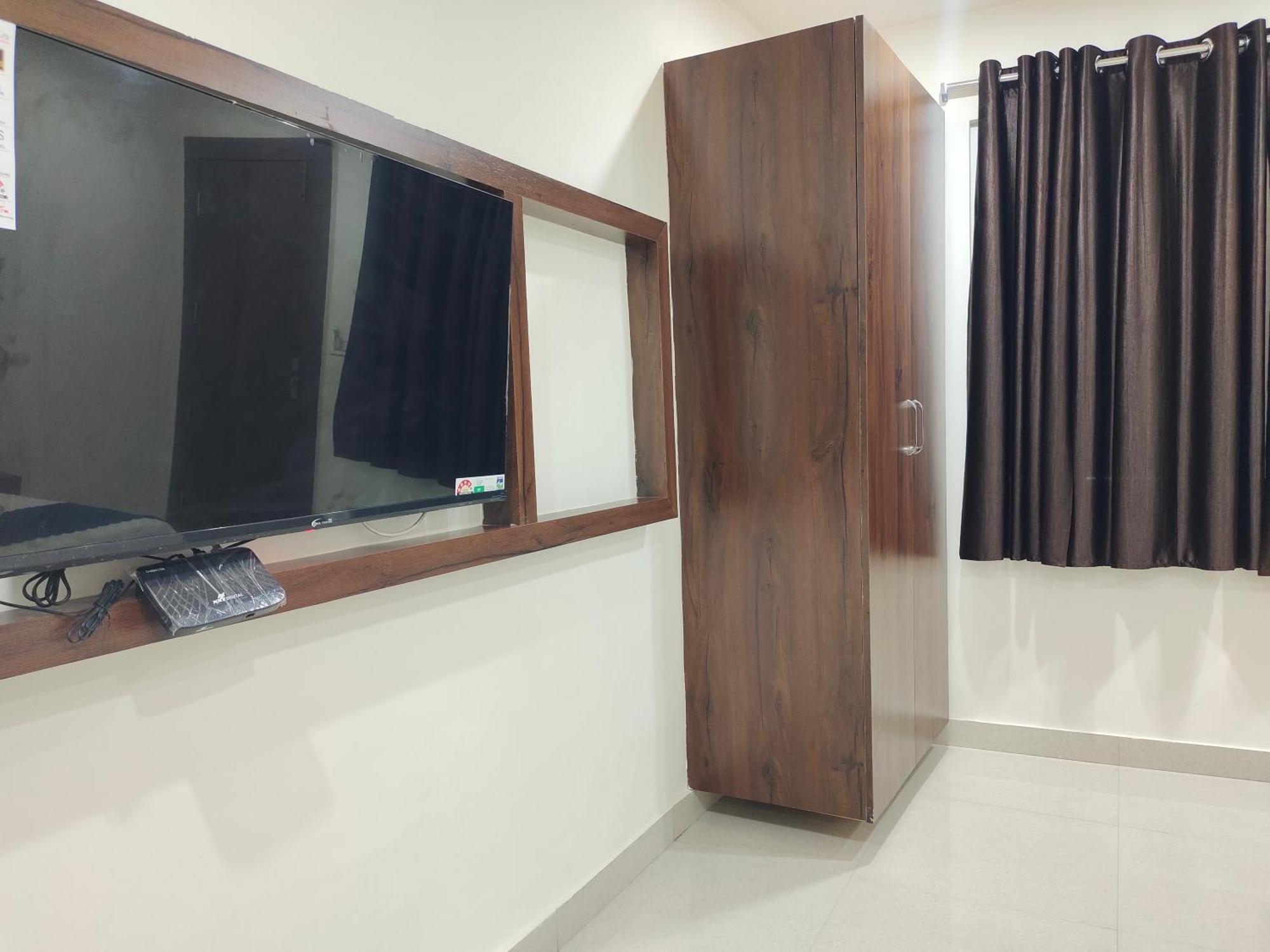 Hotel Skyland Варангал Екстериор снимка