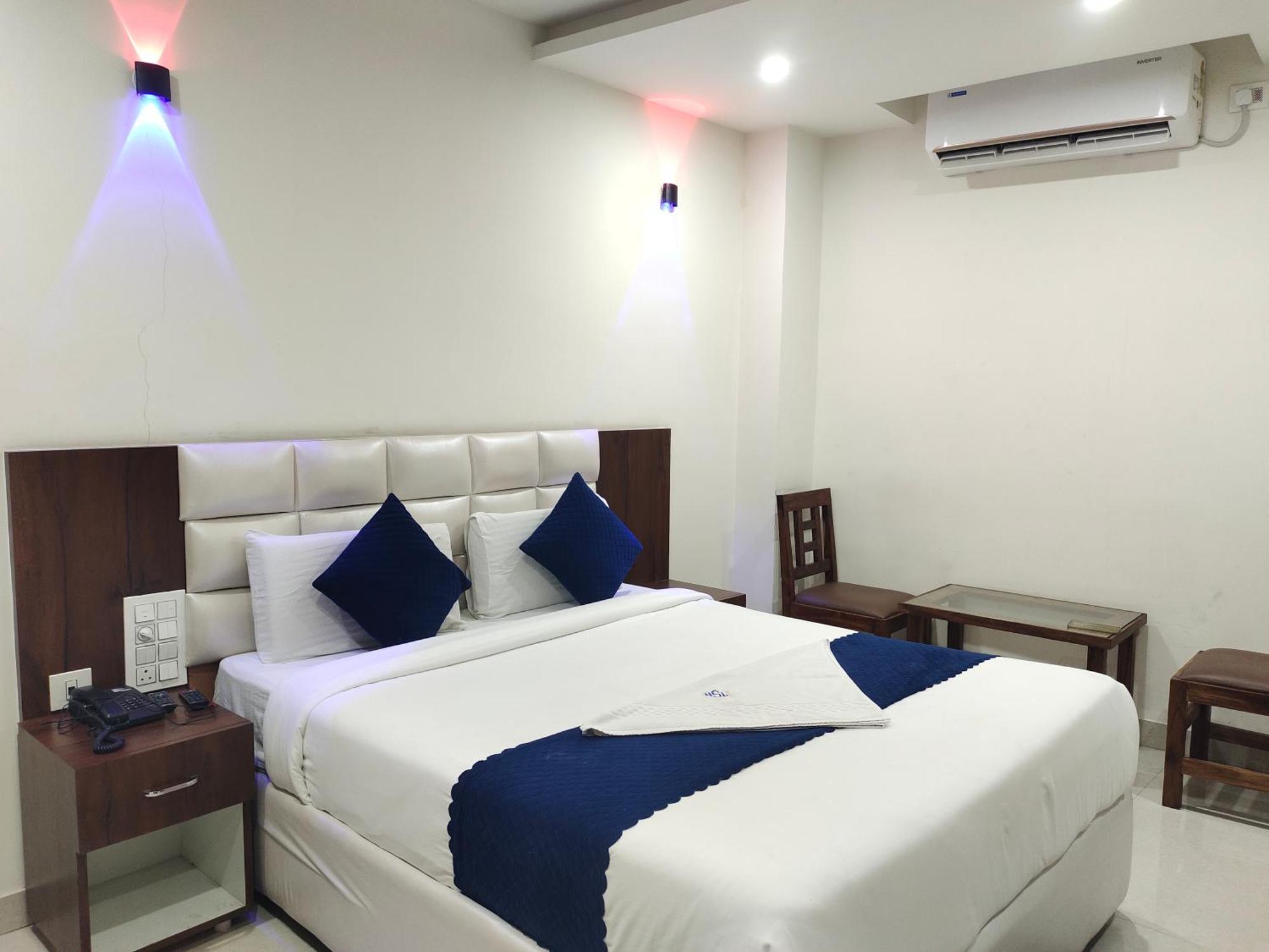 Hotel Skyland Варангал Екстериор снимка