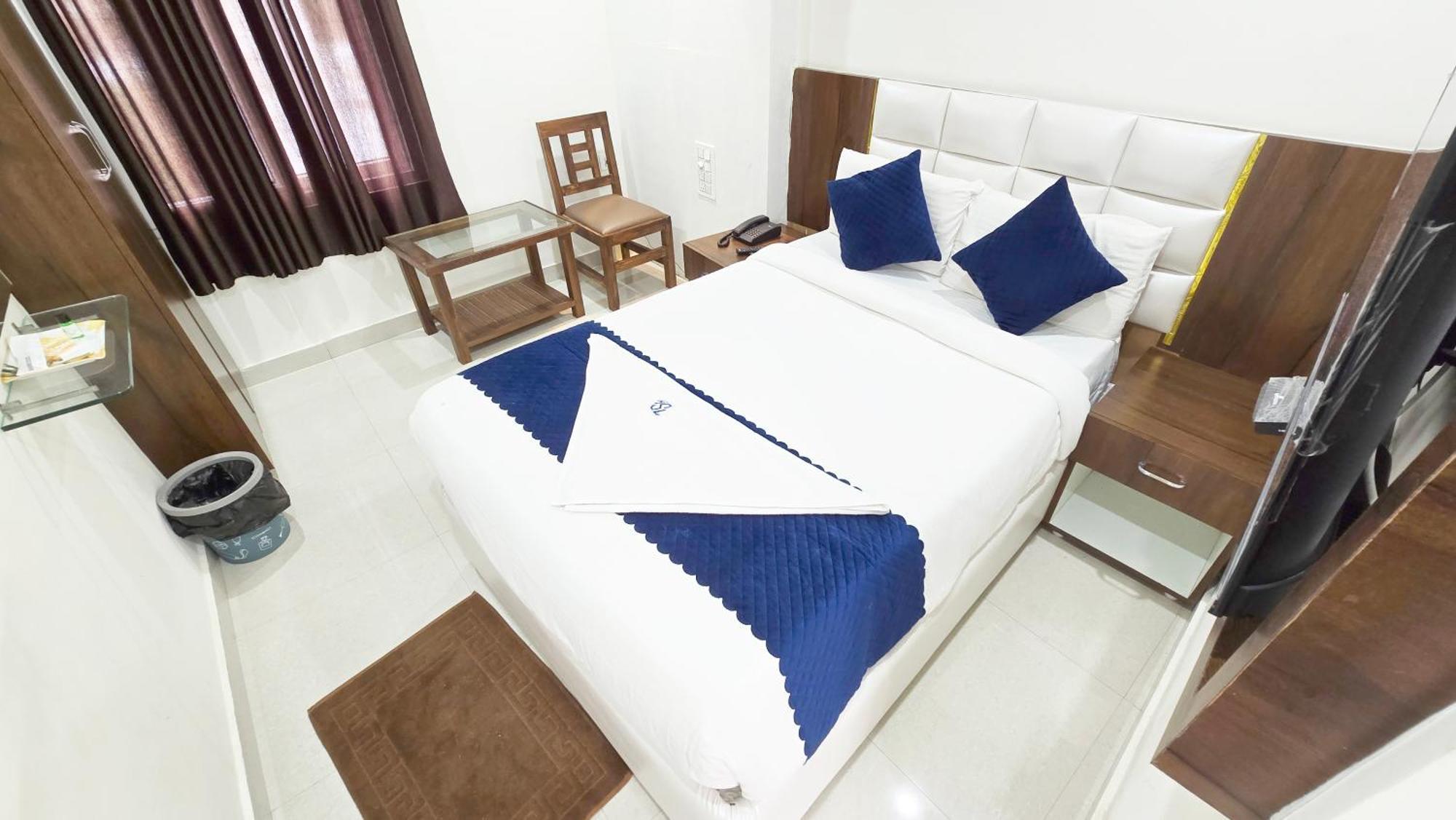 Hotel Skyland Варангал Екстериор снимка