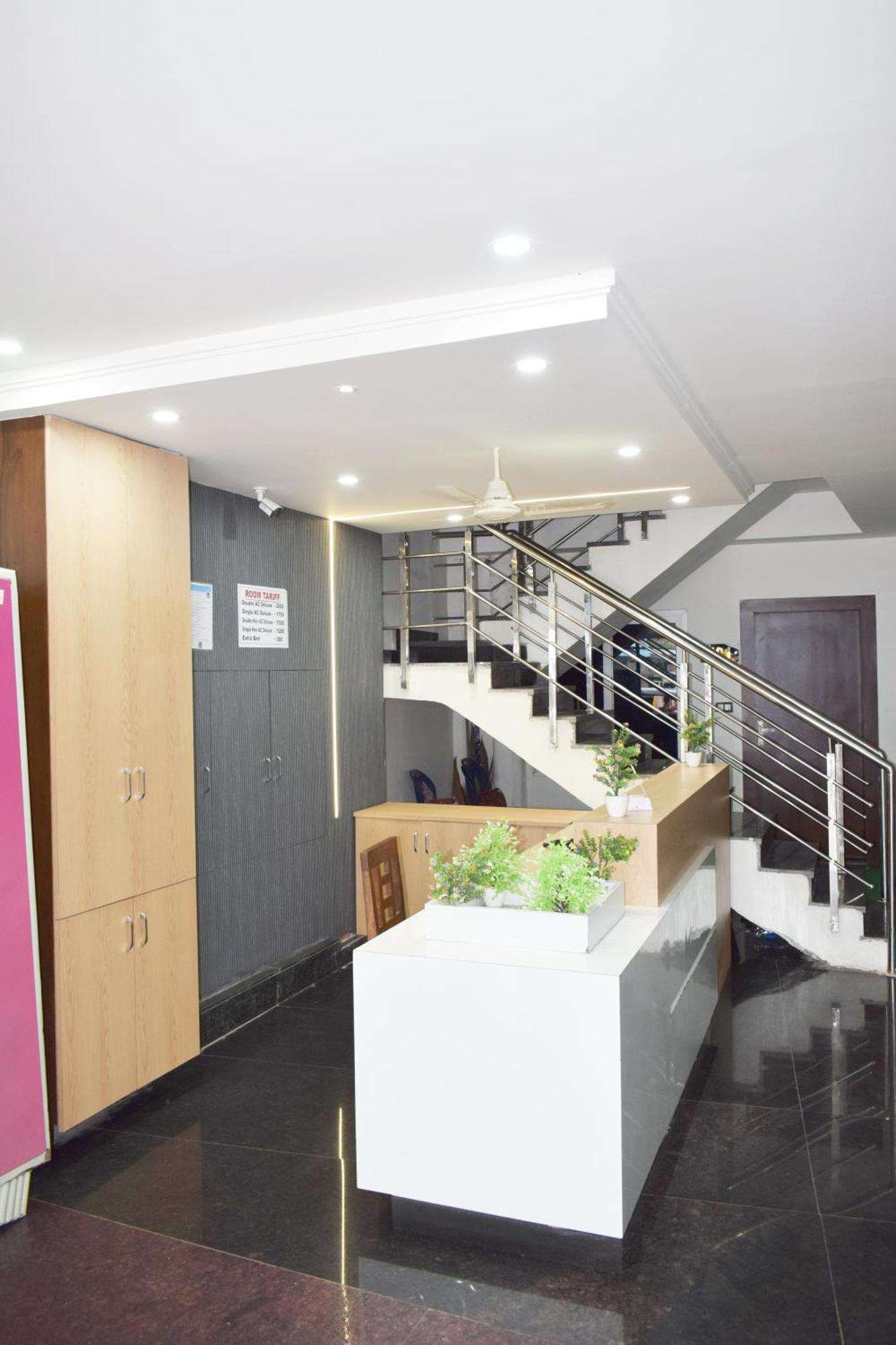 Hotel Skyland Варангал Екстериор снимка